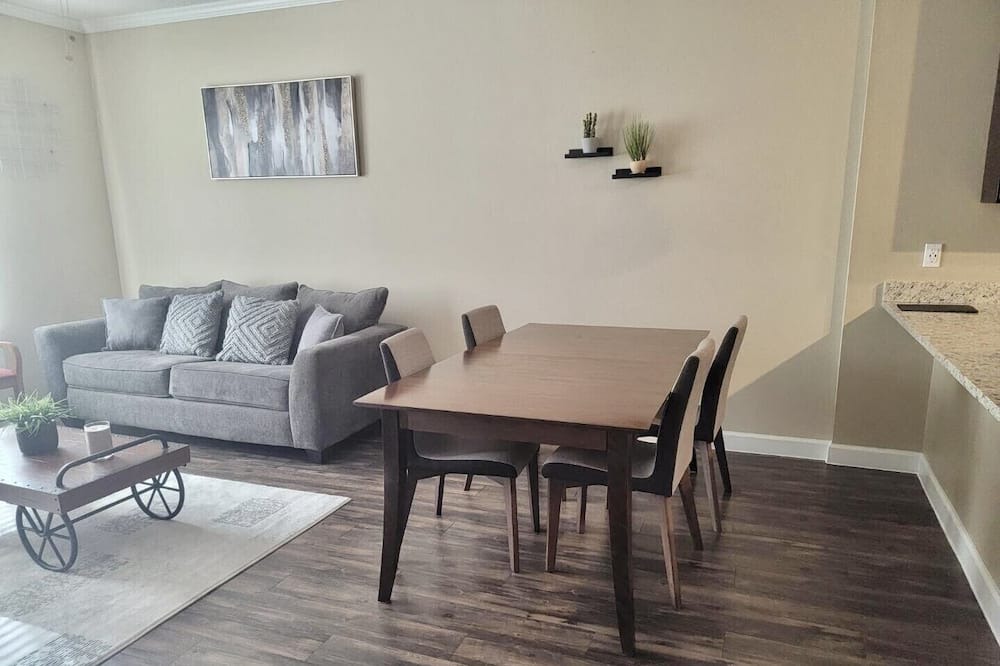 Photo of Livingroom in Ocoee