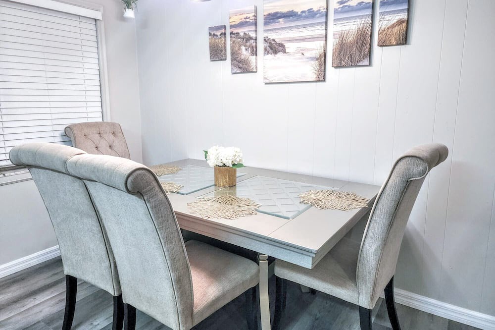 Photo of Kitchen in Oak Ridge