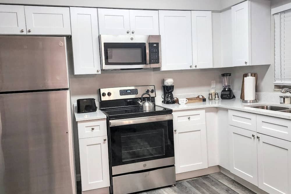 Photo of Kitchen in Oak Ridge