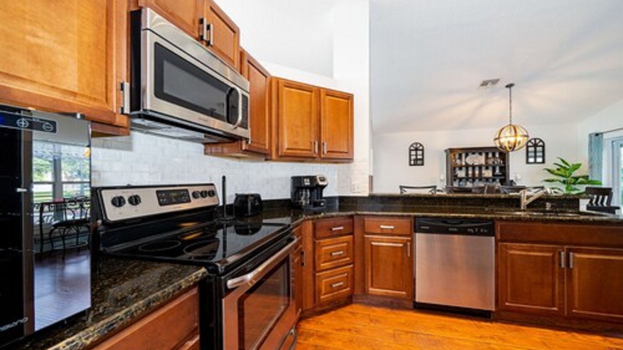 Photo of Kitchen in Crescent Lakes