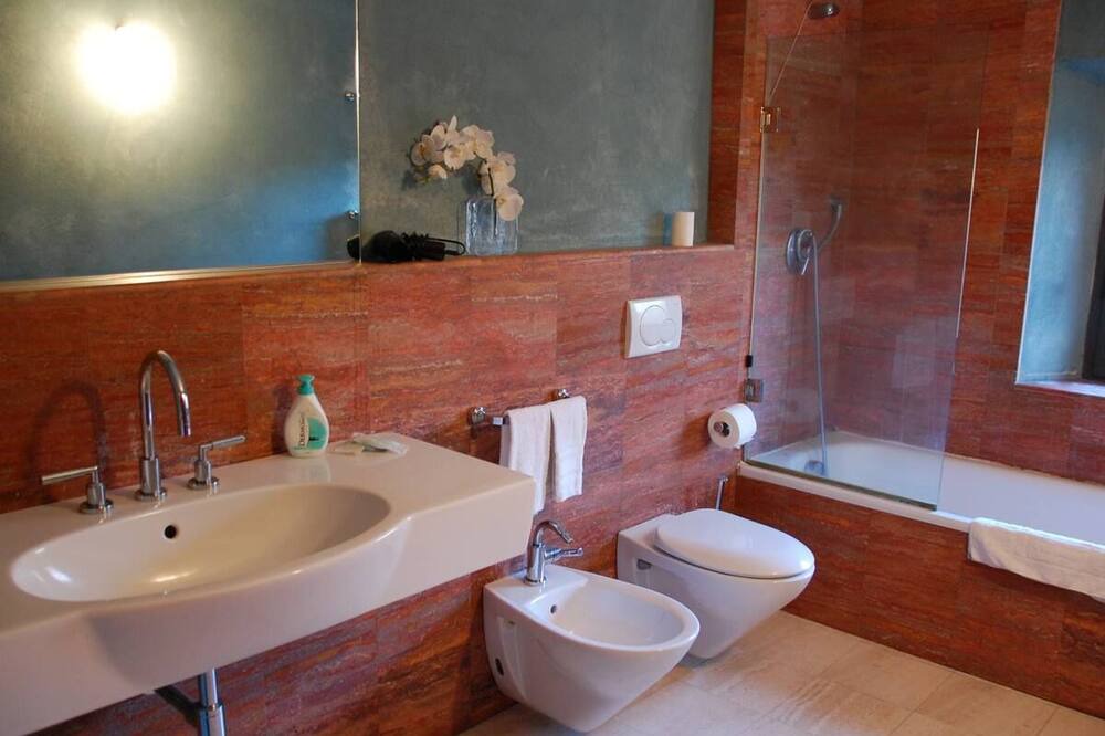 Photo of Bathroom in Pienza