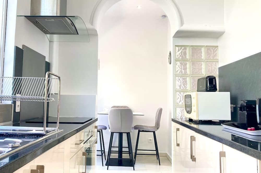 Photo of Kitchen in Prado - Republique