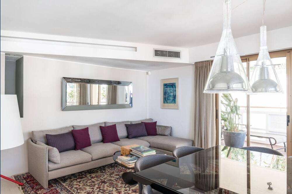 Photo of Livingroom in Cap d'Ail