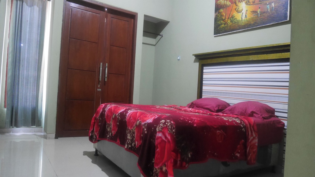 Photo of Bedroom in Tretes