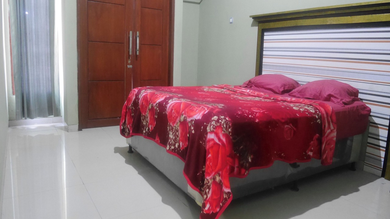 Photo of Bedroom in Tretes