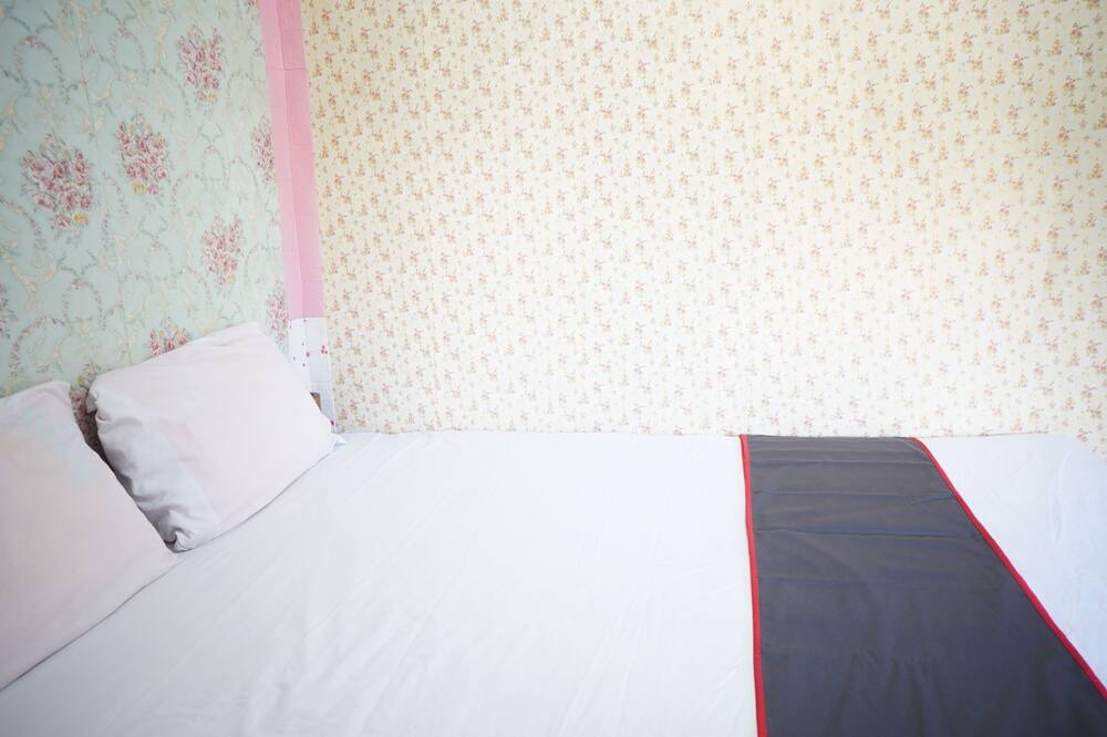 Photo of Bedroom in Kajarharjo