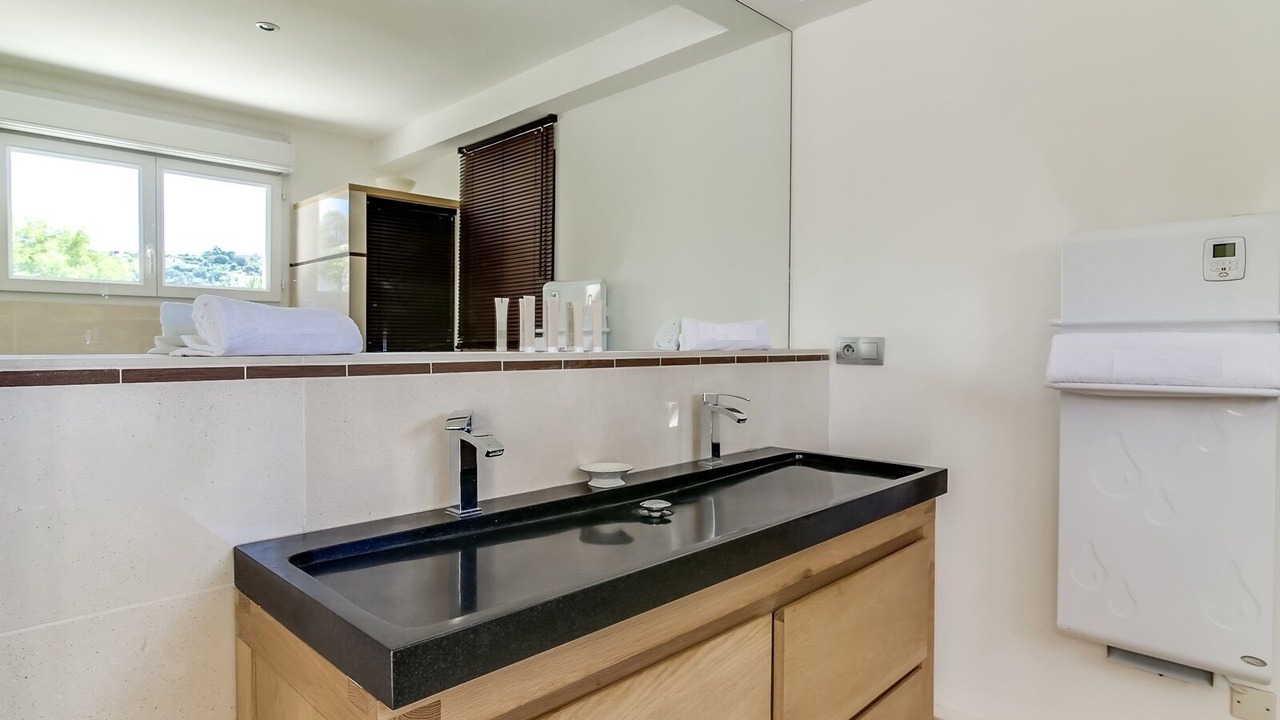 Photo of Kitchen in Plage de la Garonnette