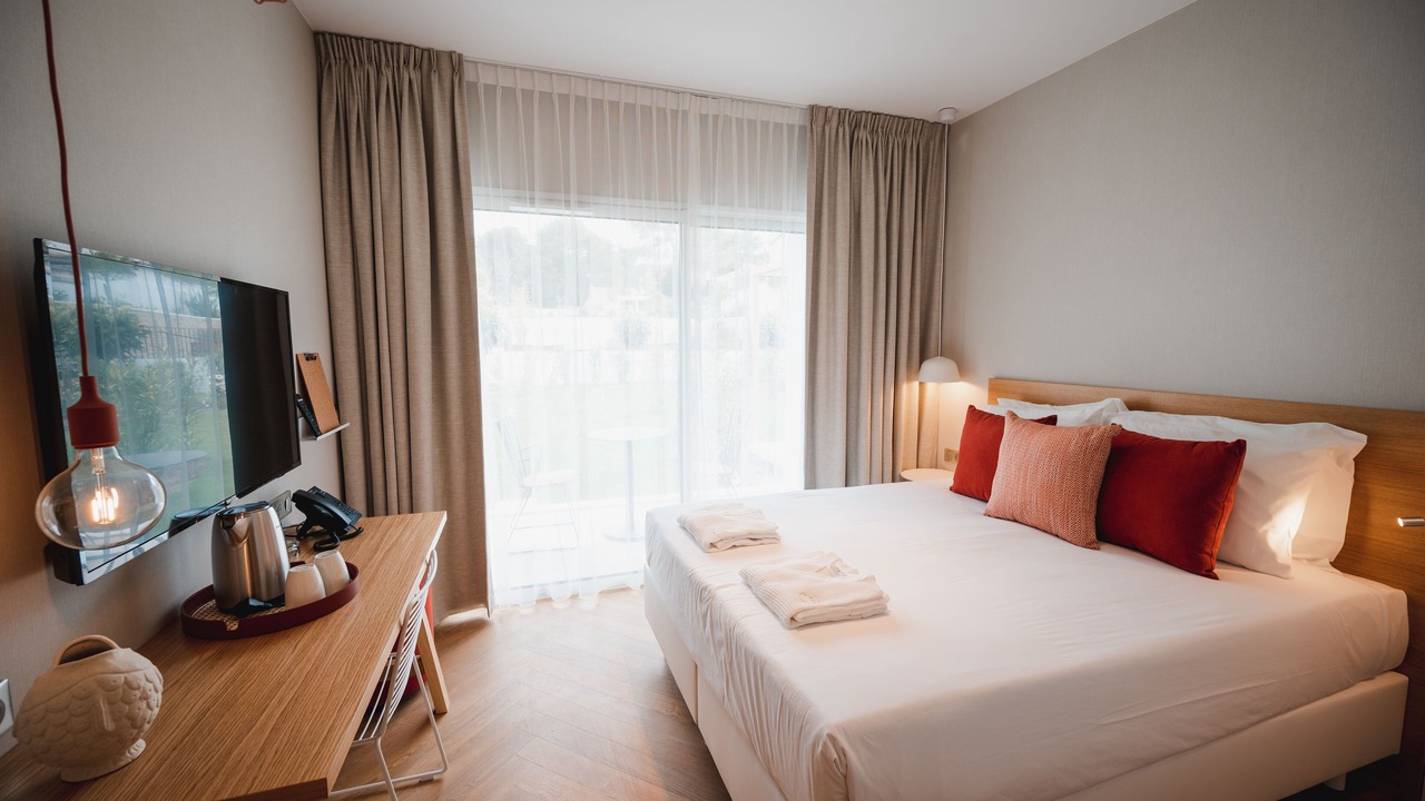 Photo of Bedroom in Saint-Aygulf