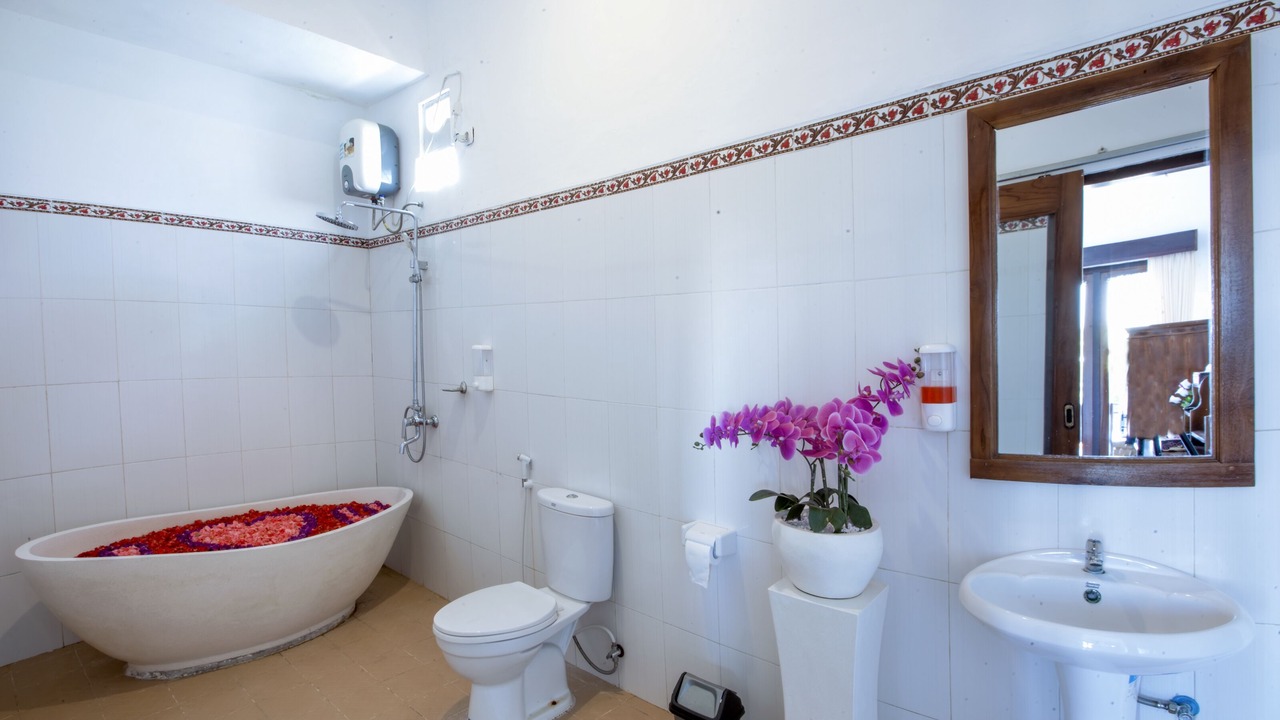 Photo of Bathroom in Sampalan