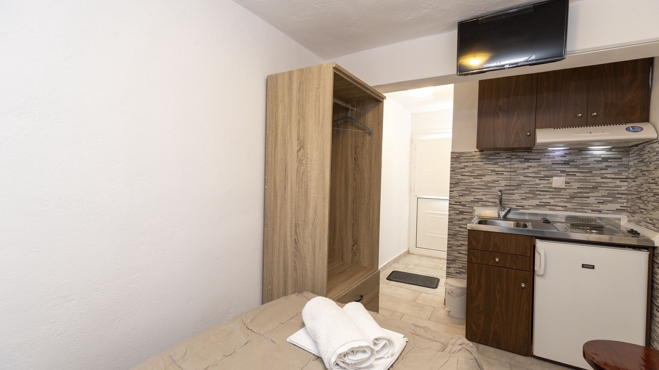Photo of Bedroom in Exo Gialos