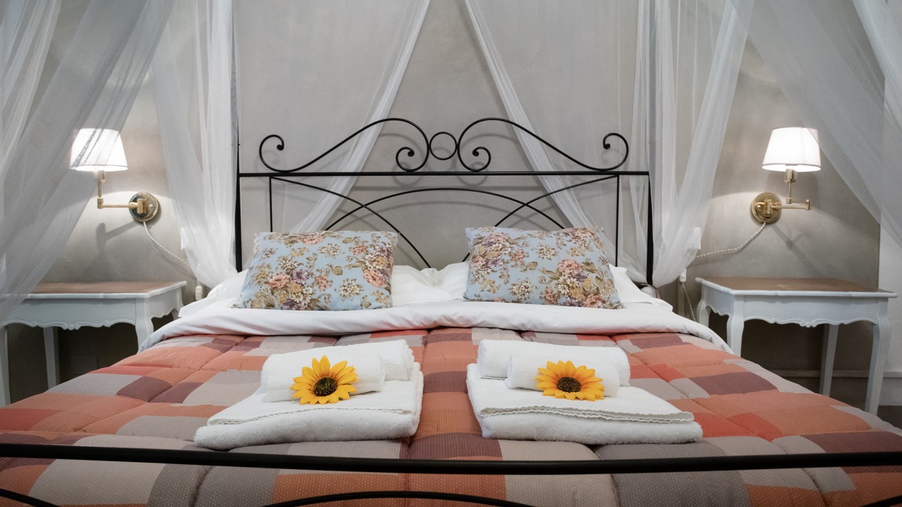 Photo of Bedroom in Lucca Historical Center
