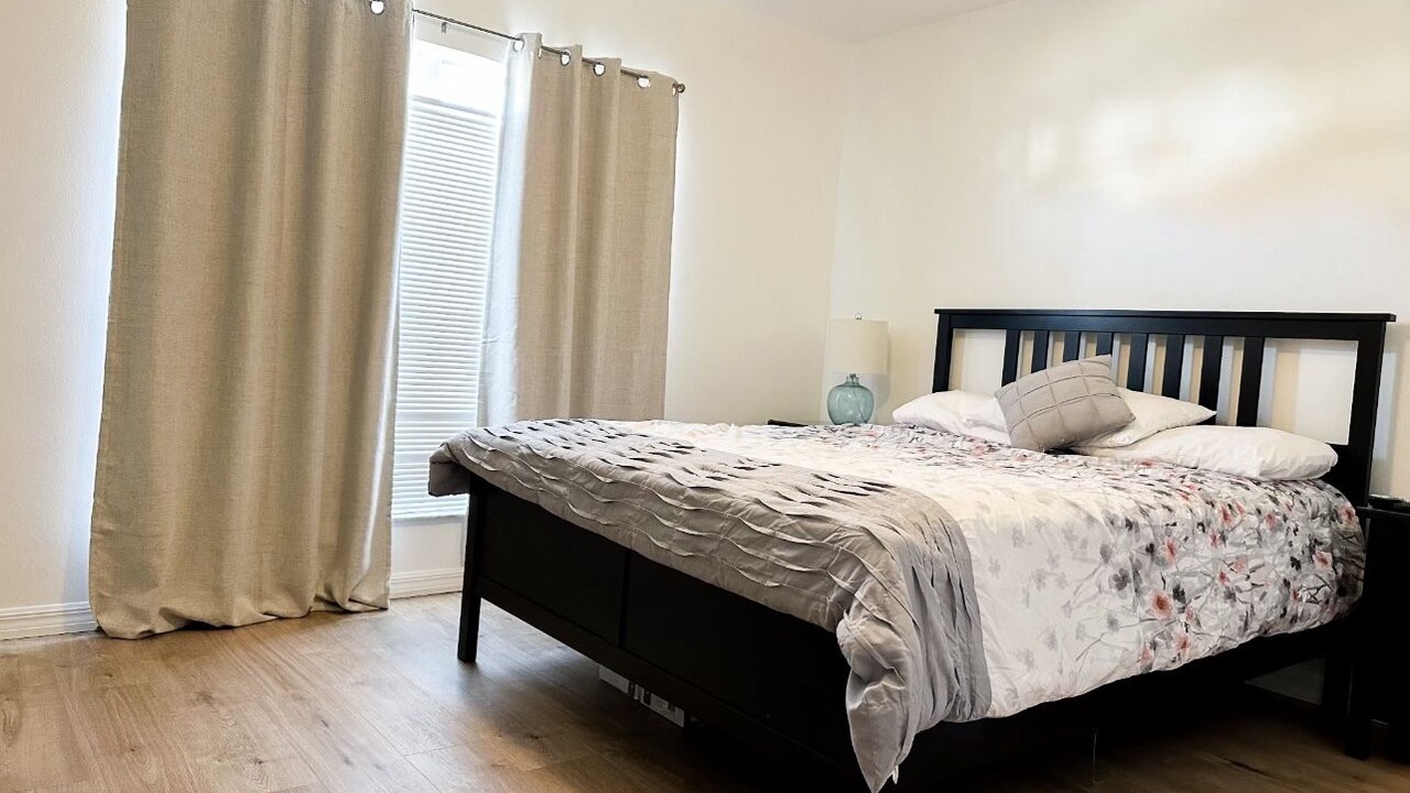 Photo of Bedroom in Lake Wilson Preserve