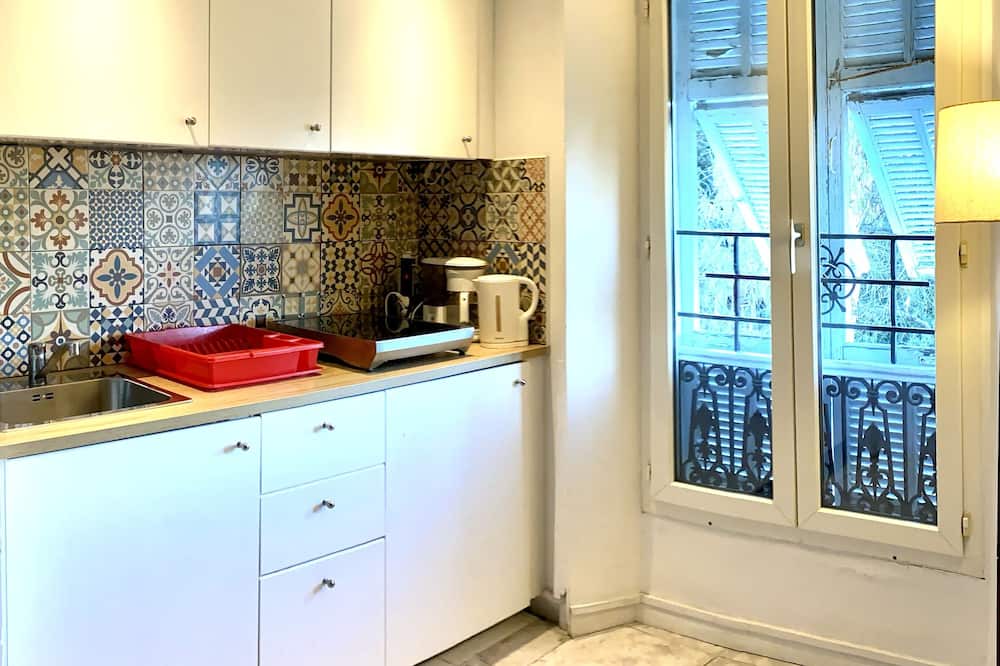 Photo of Kitchen in Gairaut