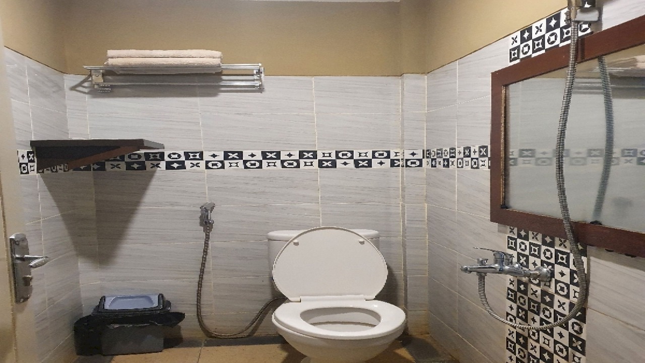 Photo of Bathroom in Sarolangun