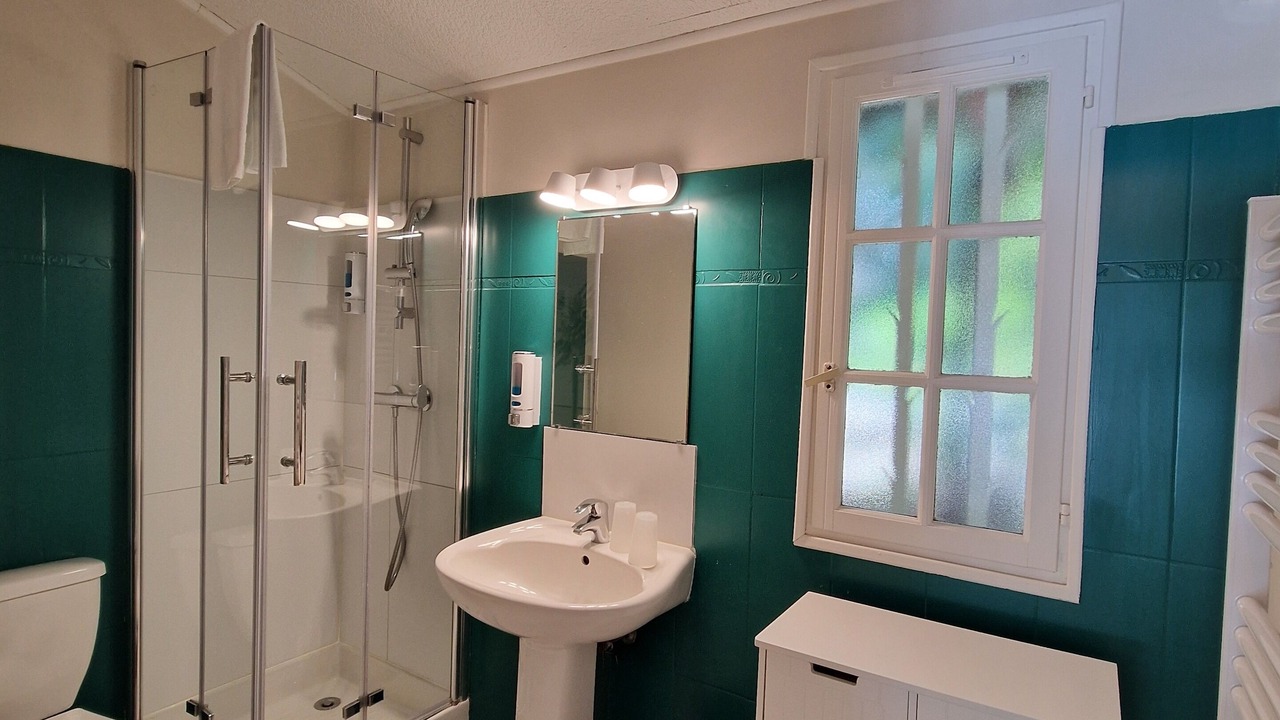 Photo of Bathroom in Saint-Aygulf