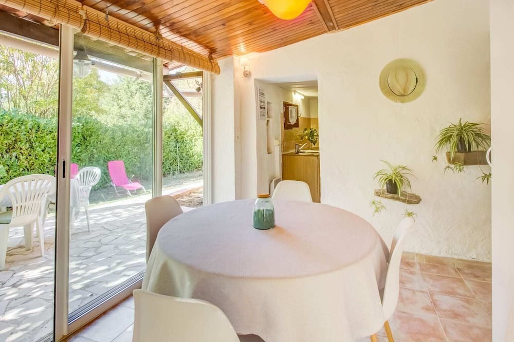Photo of Livingroom in Berre-des-Alpes