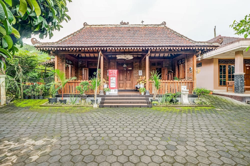 Photo of Outdoor in Pakem