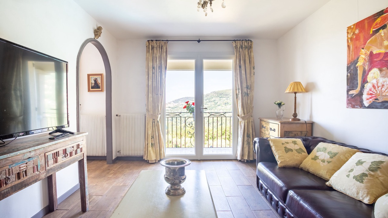Photo of Bedroom in Chateauneuf-Grasse