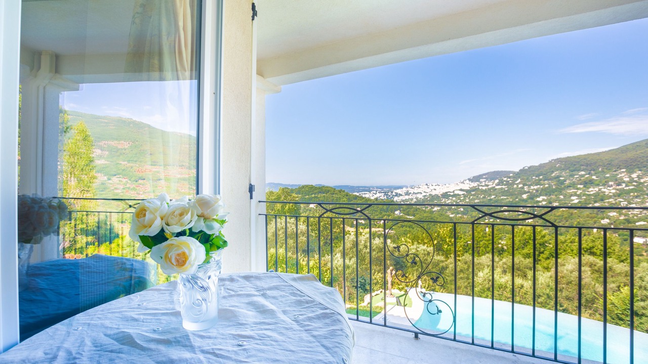 Photo of Bedroom in Chateauneuf-Grasse