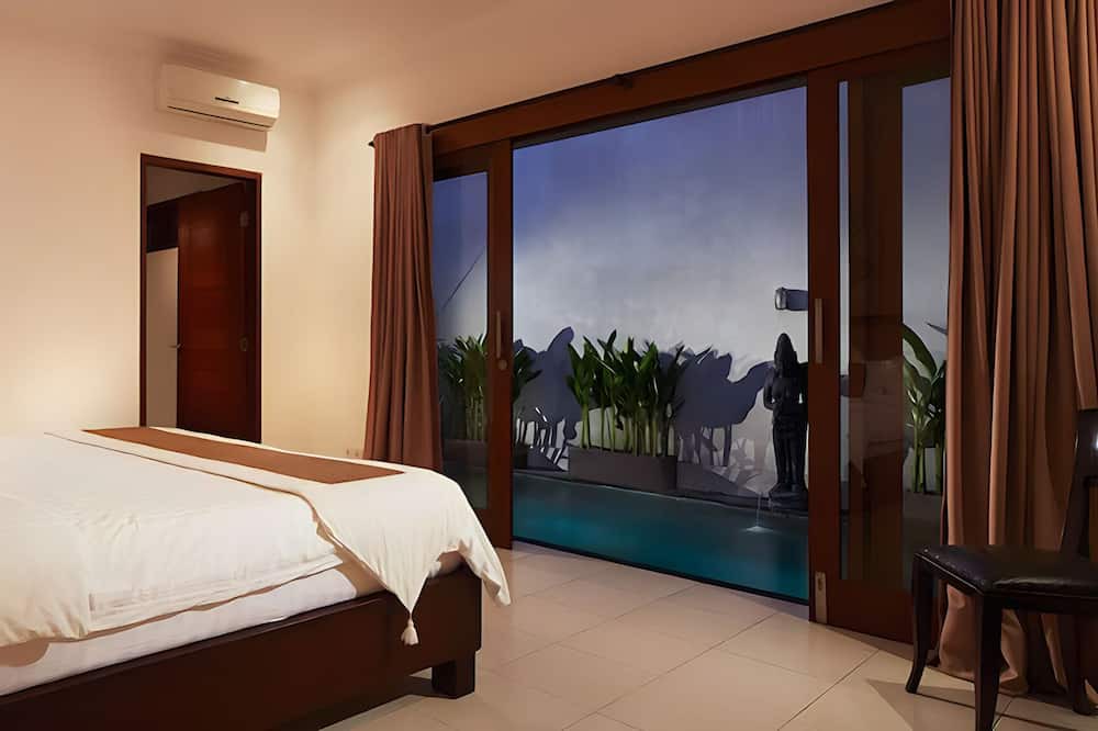 Photo of Bedroom in Sunset Road