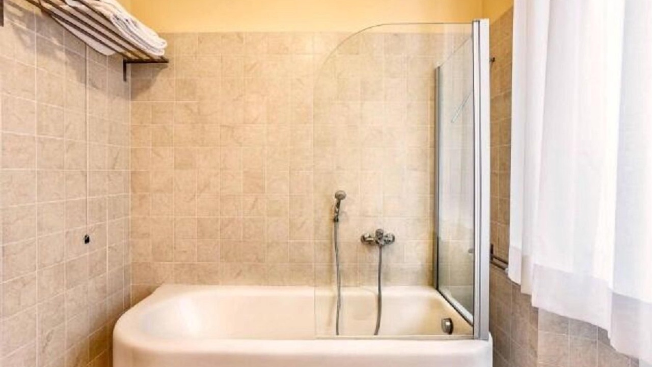 Photo of Bathroom in Vada