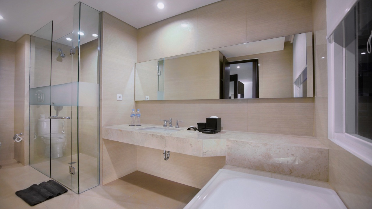 Photo of Bathroom in Gatot Subroto