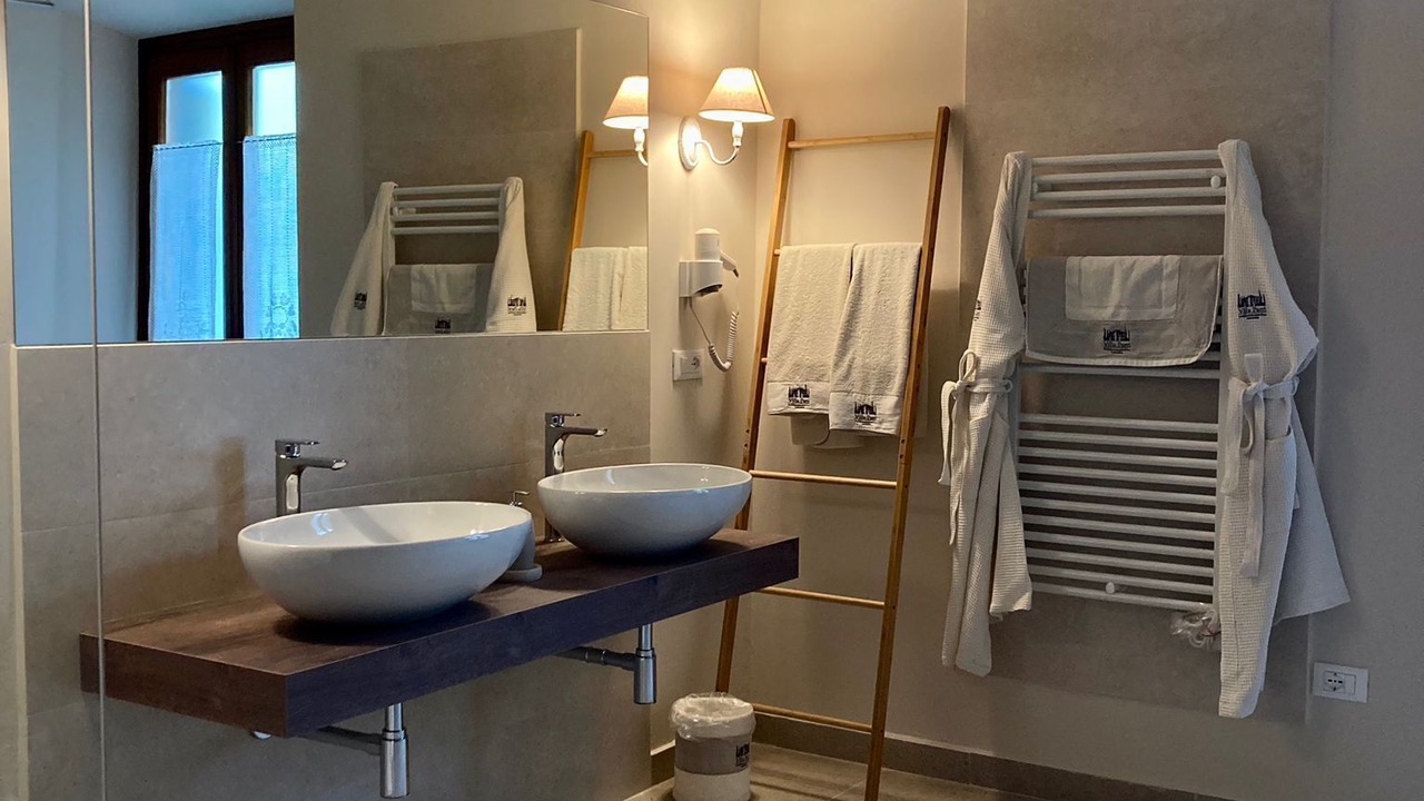 Photo of Bathroom in Saturnana