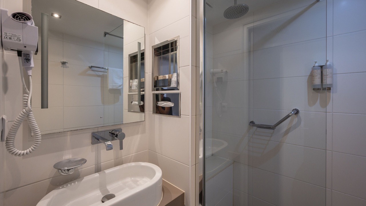 Photo of Bathroom in Saint-Aygulf