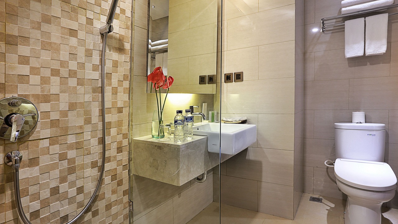 Photo of Bathroom in Gatot Subroto