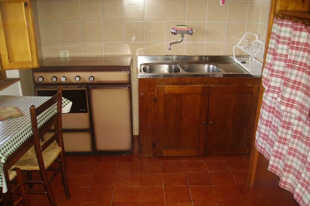 Photo of Kitchen in Petrognano