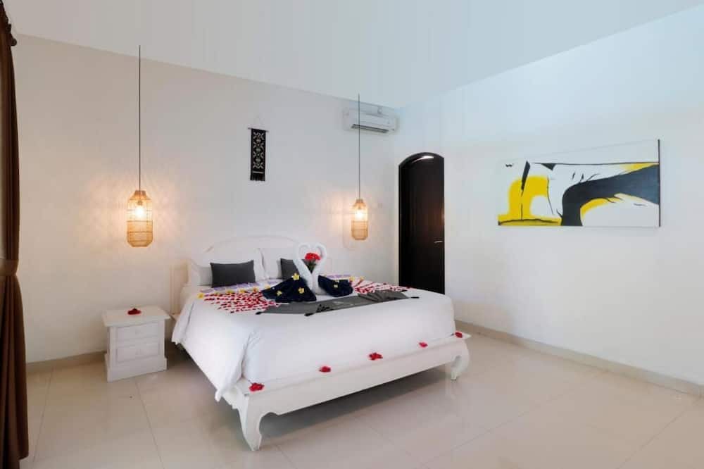 Photo of Bedroom in Sunset Road