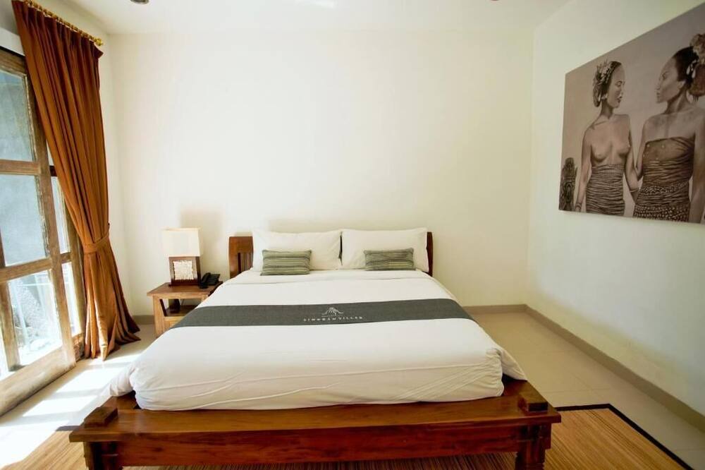 Photo of Bedroom in Sunset Road