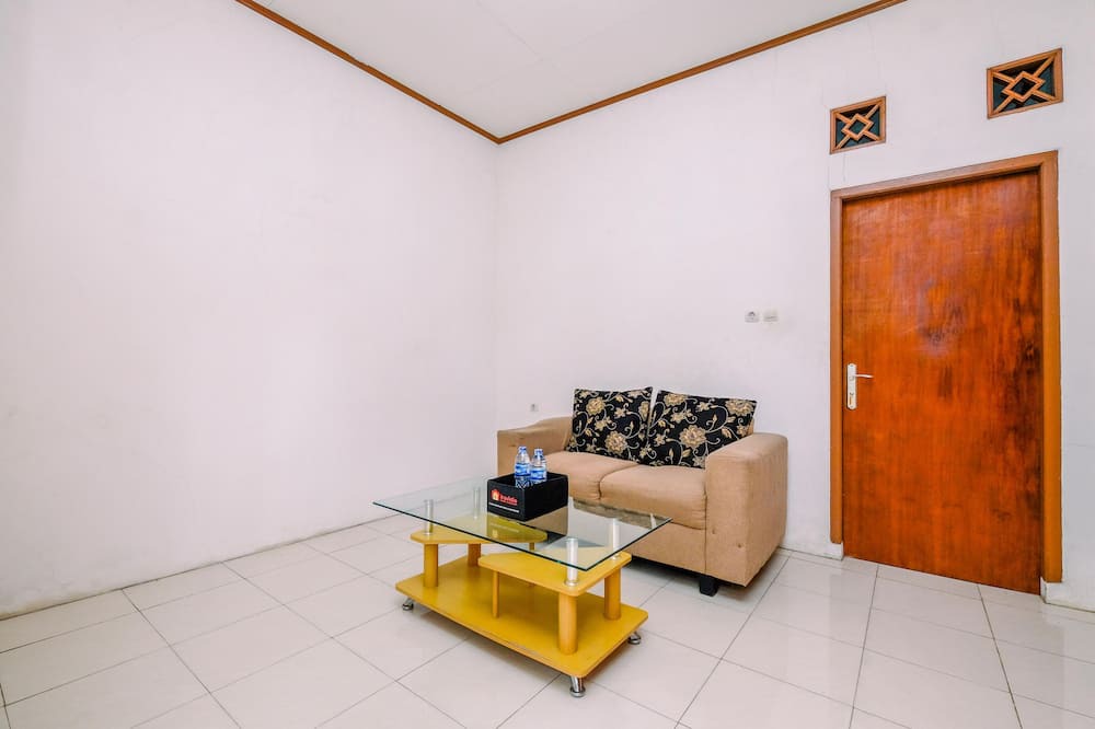 Photo of Livingroom in Pancawati