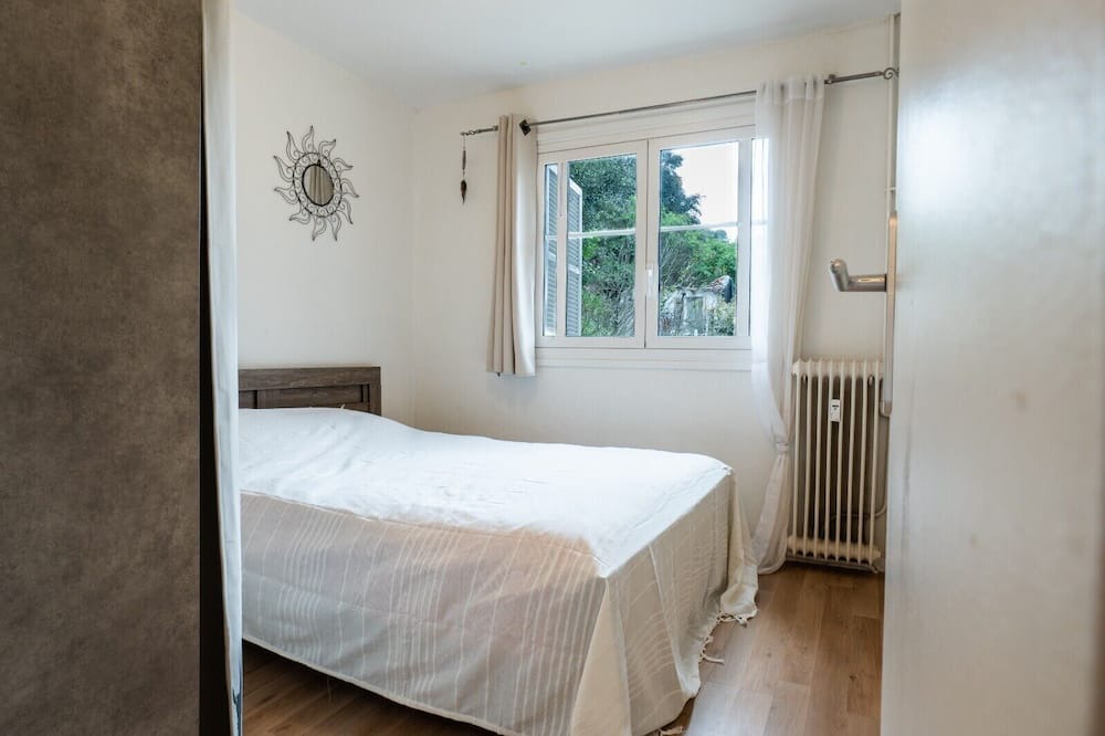 Photo of Bedroom in Saint Antoine