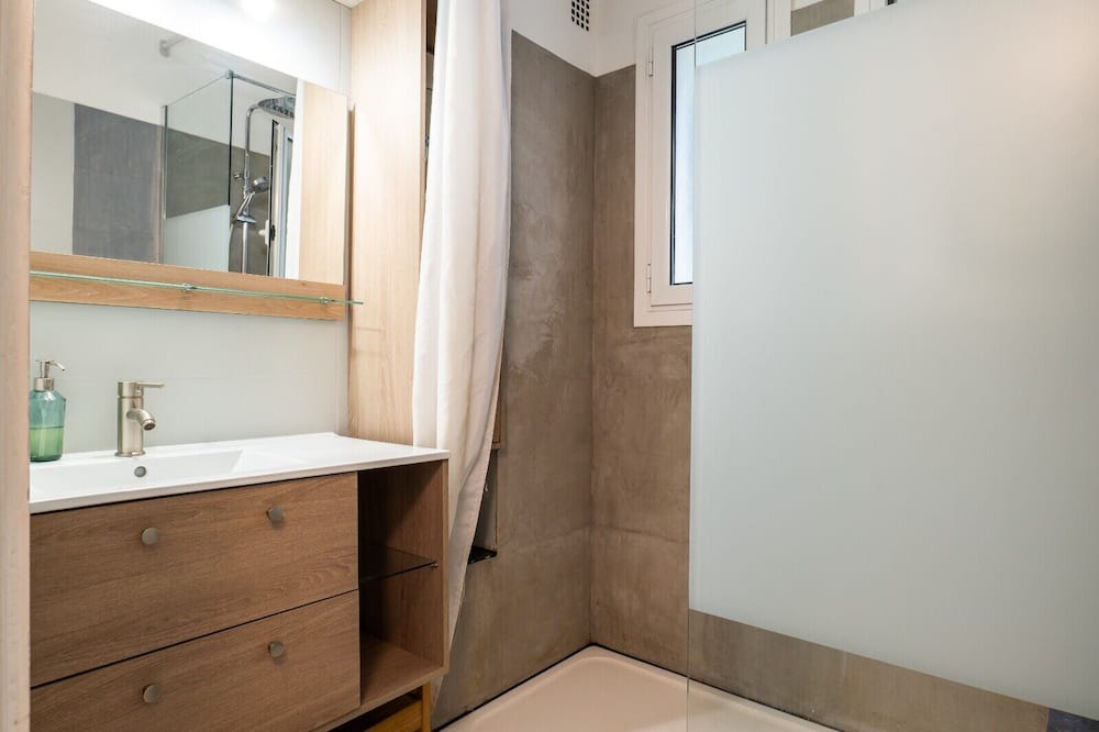 Photo of Bathroom in Saint Antoine