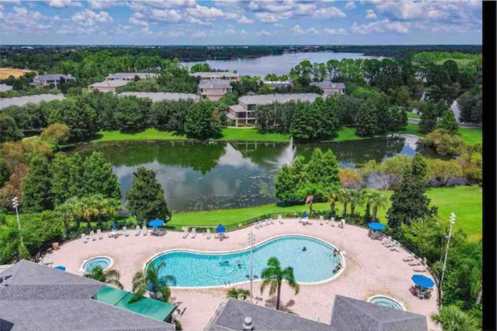 Photo of Outdoor in Hillcrest Estates