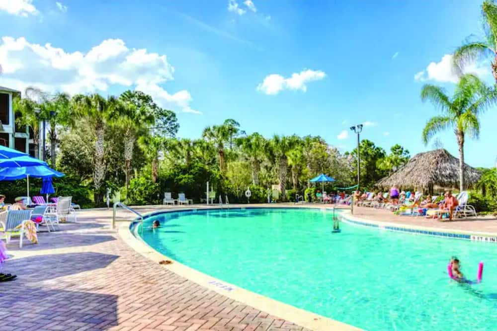 Photo of Outdoor in Hillcrest Estates