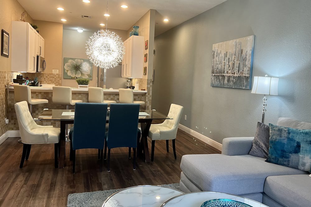 Photo of Bedroom in Hillcrest Estates