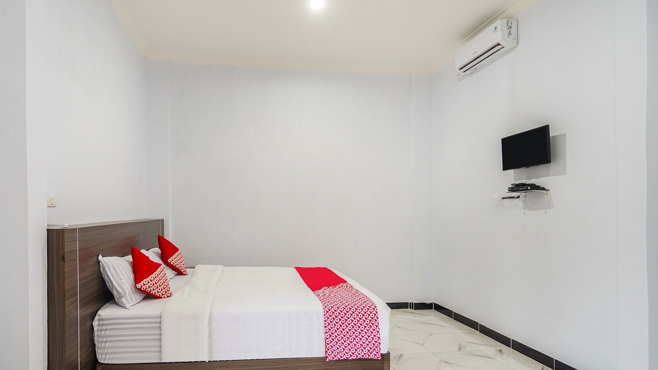 Photo of Bedroom in West Pesisir