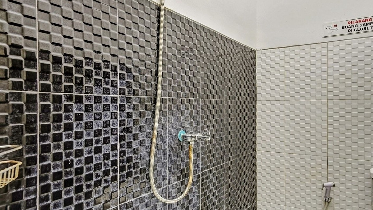 Photo of Bathroom in Surabaya