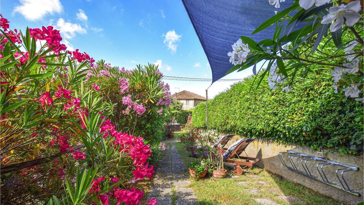 Photo of Outdoor in Corsanico-Bargecchia