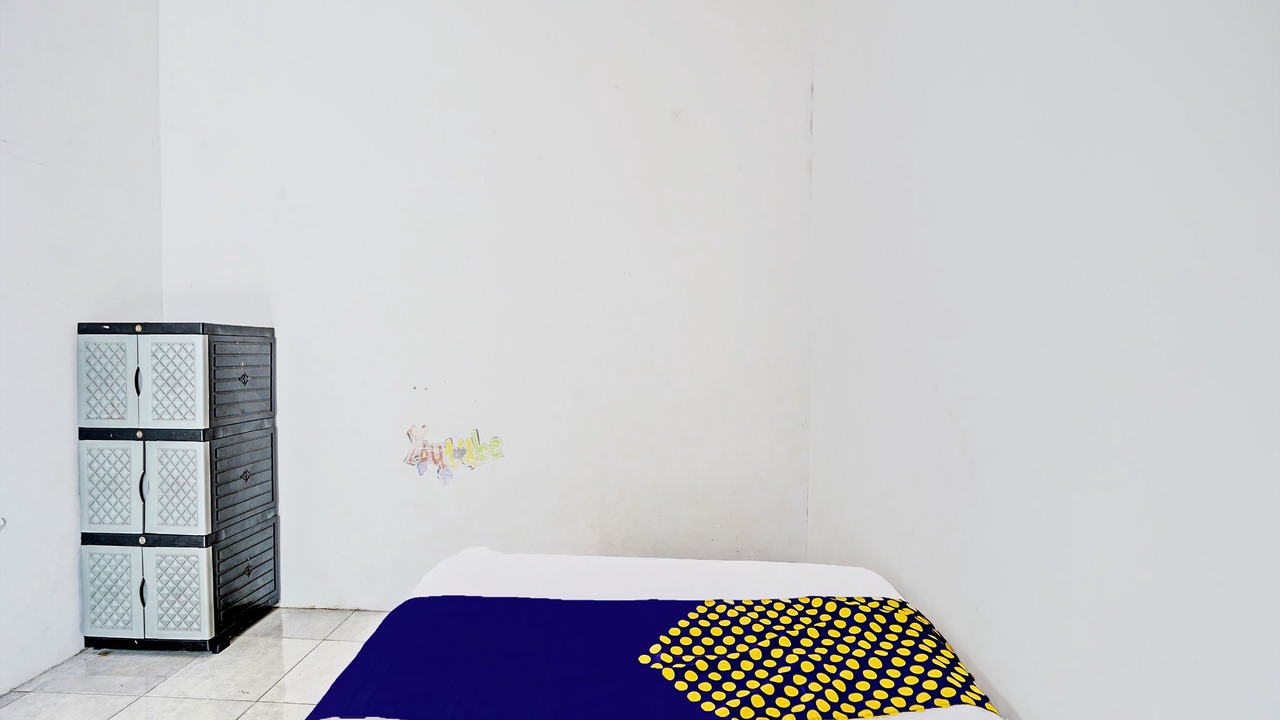 Photo of Bedroom in Prigen