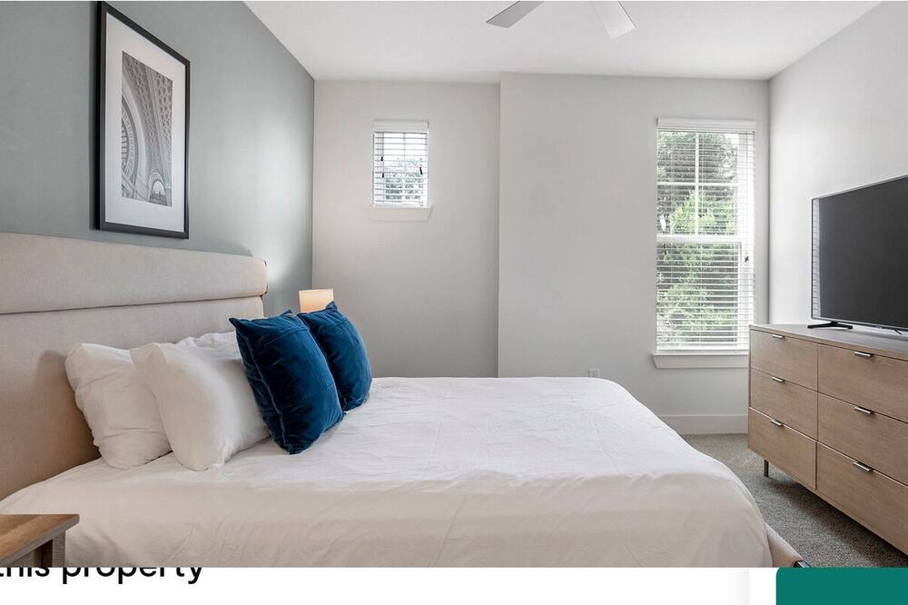 Photo of Bedroom in College Park