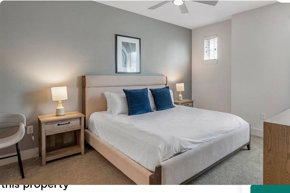 Photo of Bedroom in College Park