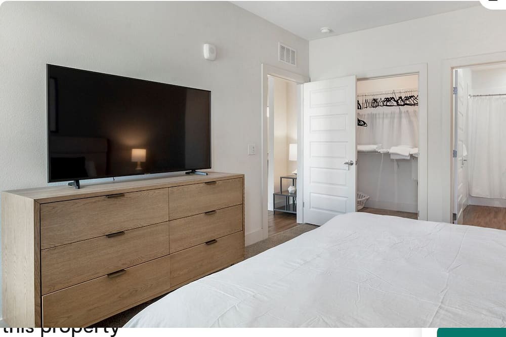 Photo of Bedroom in College Park