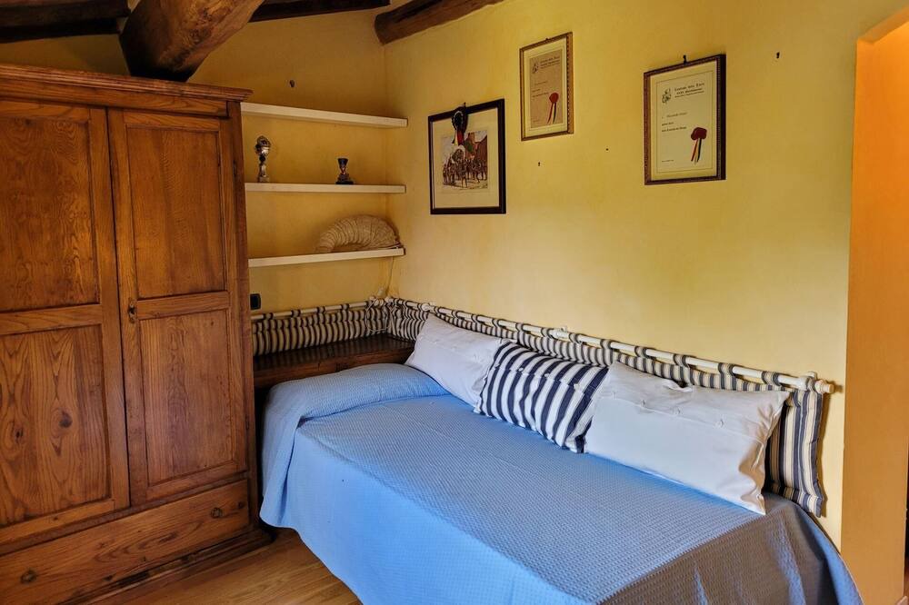 Photo of Bedroom in Castello di Tocchi