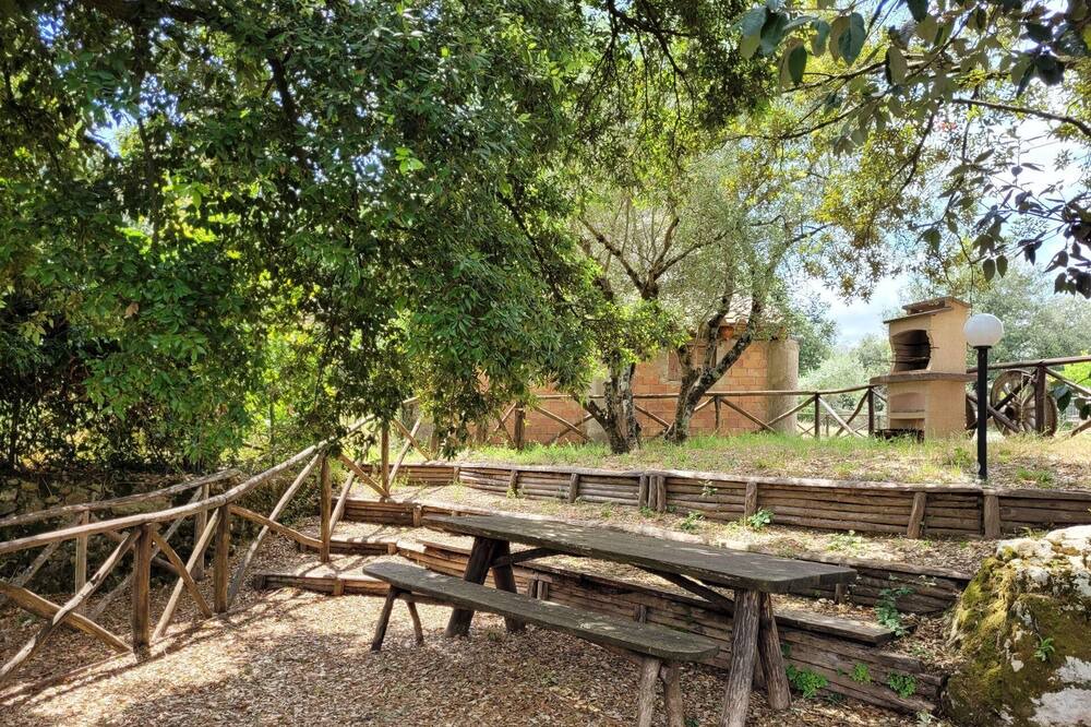Photo of Outdoor in Castello di Tocchi