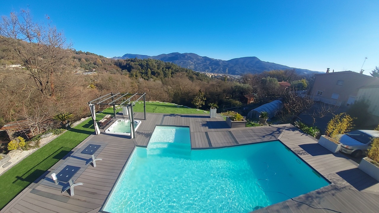 Photo of Outdoor in Gattieres