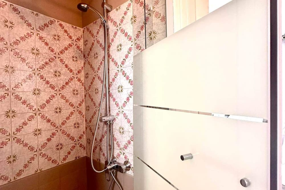 Photo of Bathroom in Cannes
