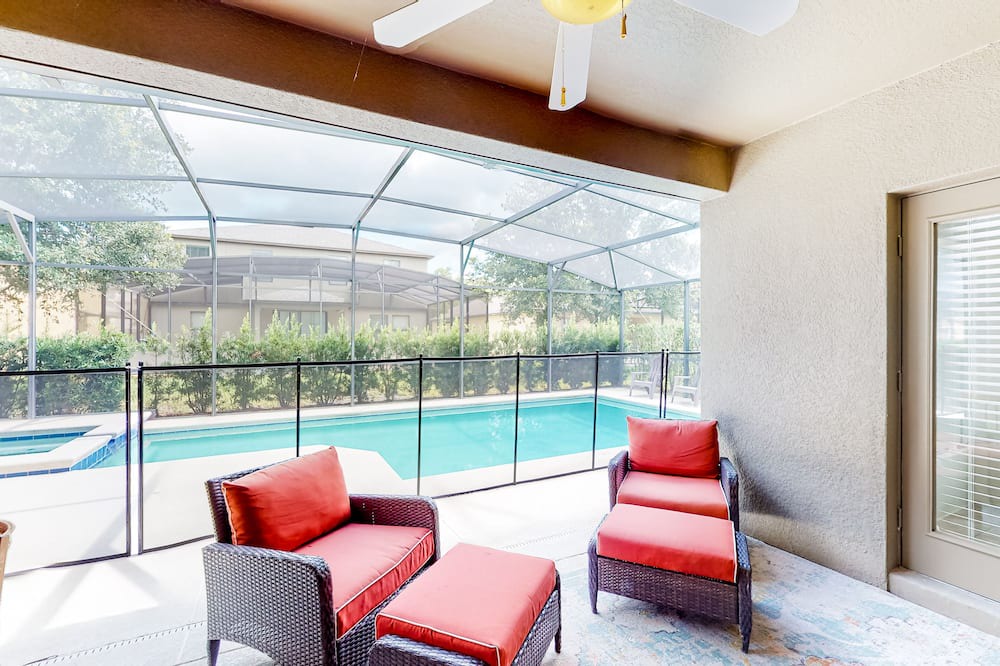 Photo of Outdoor in Cypress Pointe